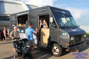 Montreal Food Trucks - FOUS Truck